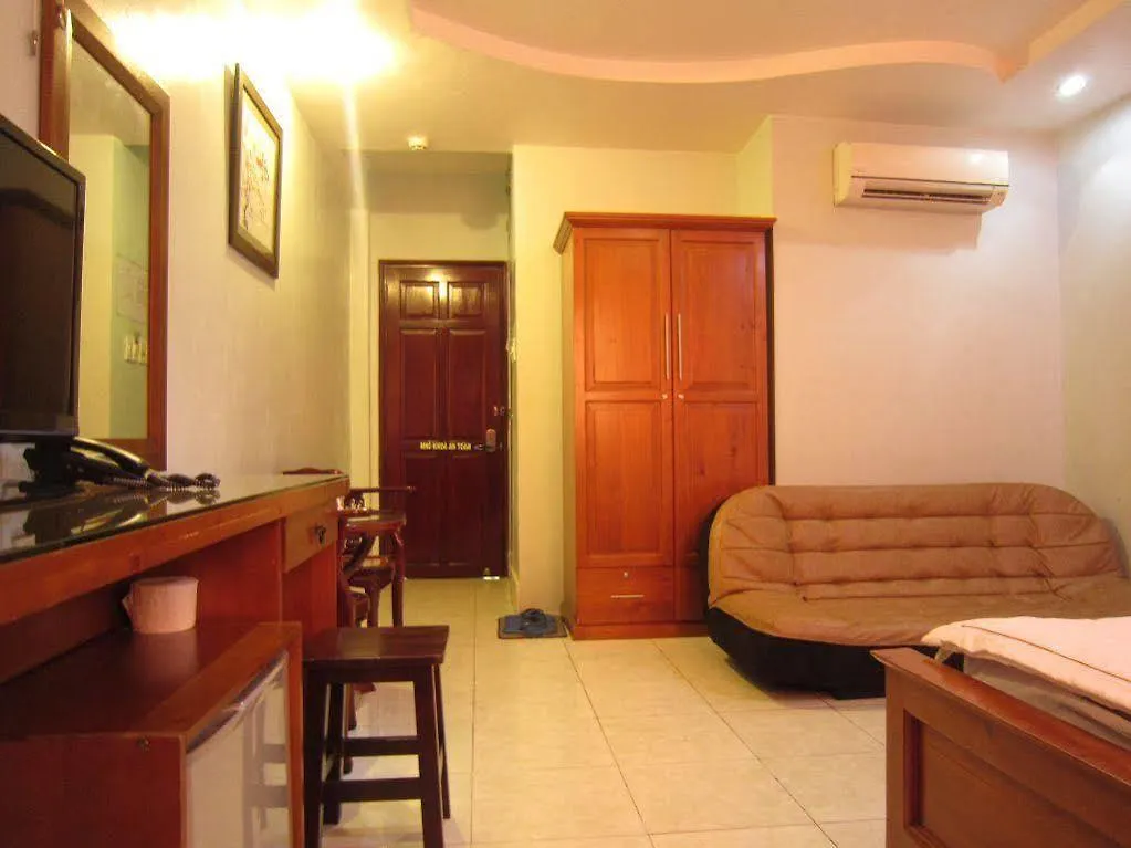 Xuan Dan Hotel Ho Chi Minh City 0*,